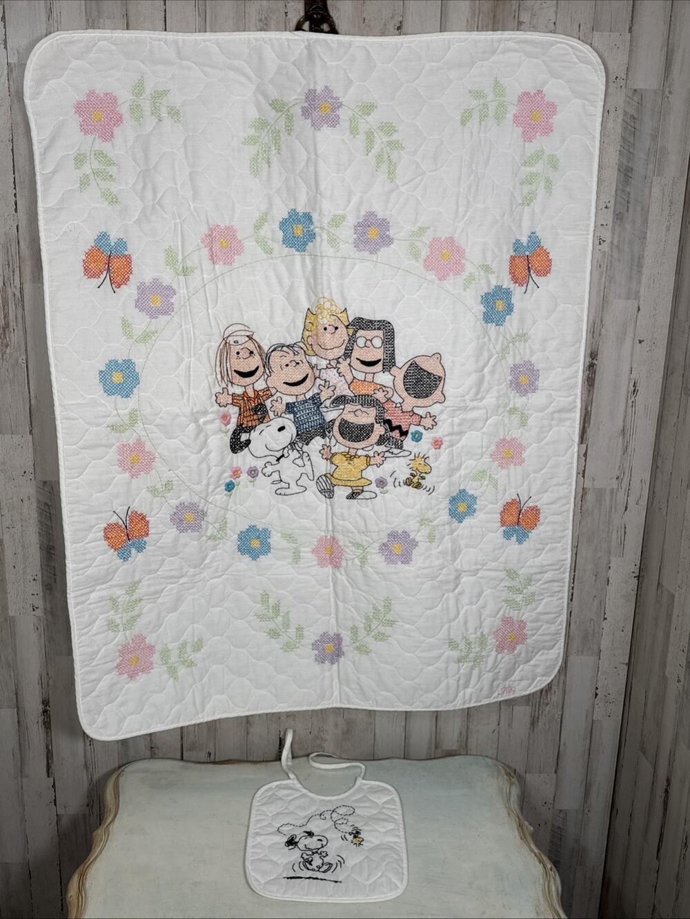Vintage Peanuts And Snoopy Floral Complete Cross Stitch Baby Crib Quilt And Bib